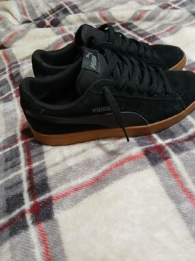 Puma "Clyde" Black on Black, Brown Soles, Original Laces